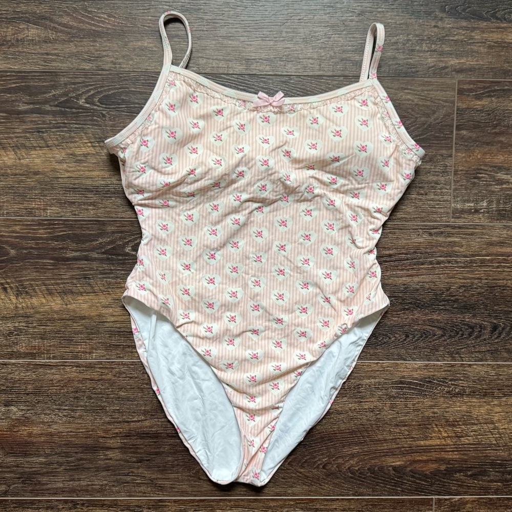 Dippin’ Daisys Pink Floral One-Piece Swimsuit Size M Tie Back Cottagecore